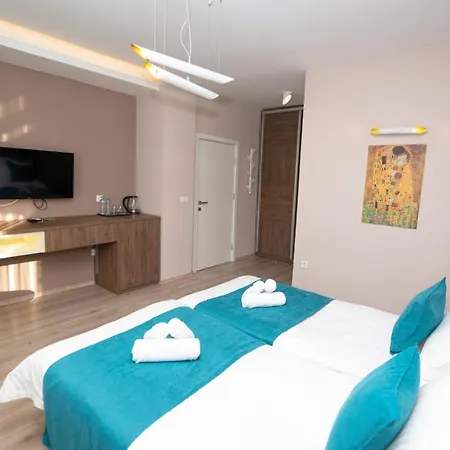 Zaro Aparthotel Bitola
